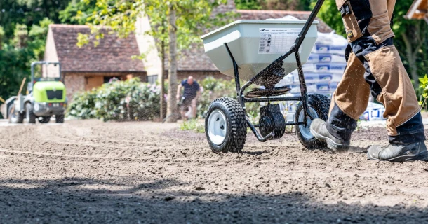 DCM VIVISOL® – ein Biostimulant für eine gute Bodenstruktur und ein aktives Bodenleben Thumb