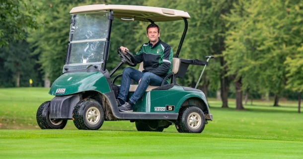 Philippe Mallaerts von Brabantse Golf stellt fest: “Stabile Greens, weniger Schäden und Spitzenleistungen.” Thumb